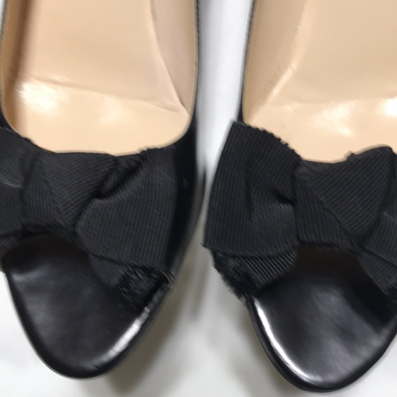 Prada leather peep toe with bow kitten heels. EUC - Picture 3 of 10
